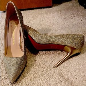 Golden glitter heels brand new size eight